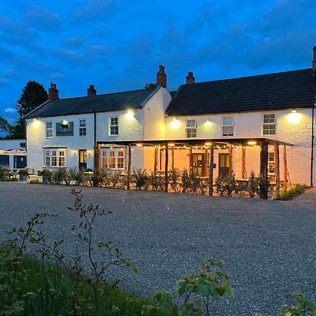 The Black Bull Inn Lowick  Eksteriør bilde