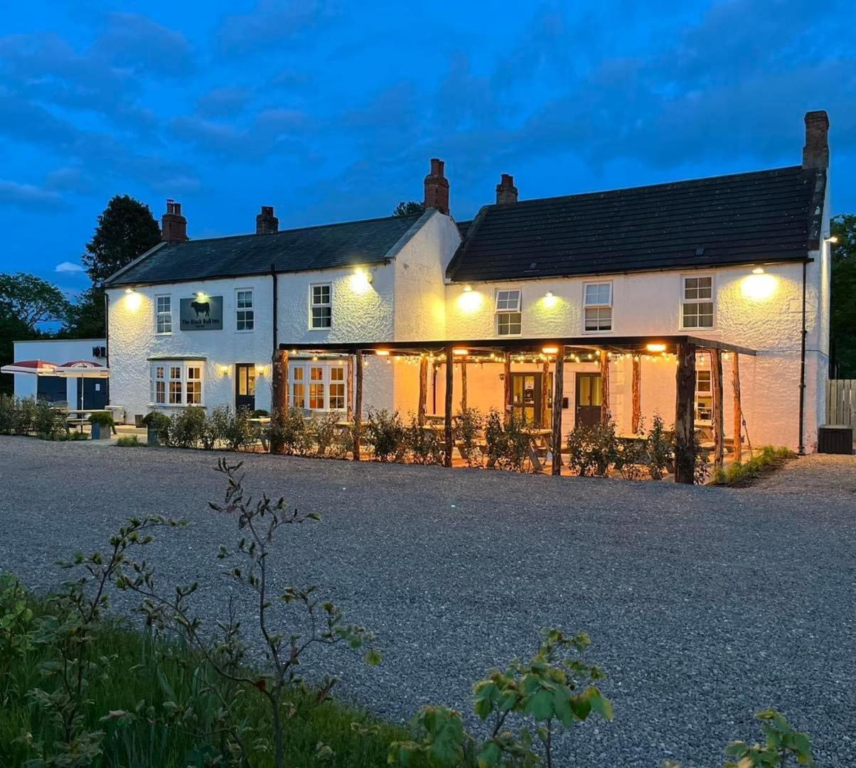 The Black Bull Inn Lowick  Eksteriør bilde